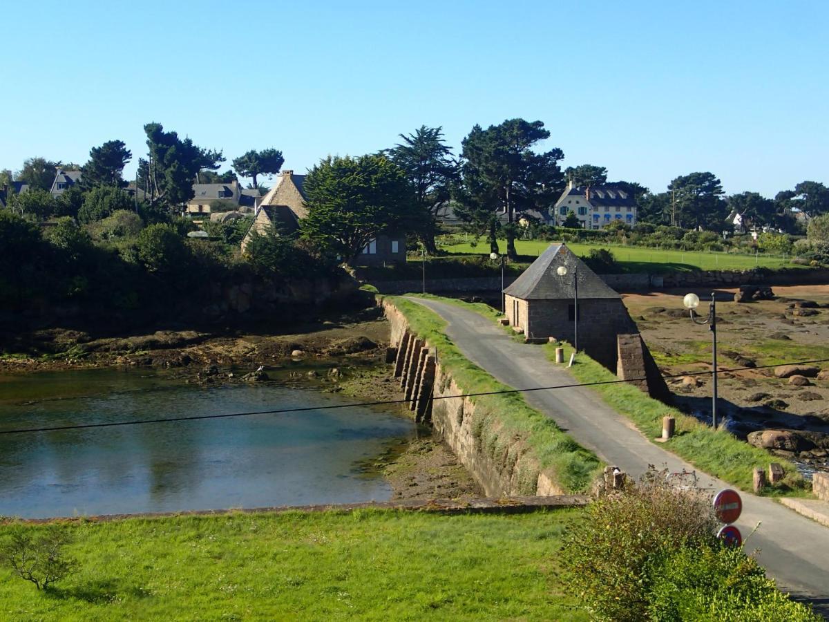 Studio Les Pieds Dans L'Eau Au Port De Ploumanac'H Perros-Guirec Εξωτερικό φωτογραφία